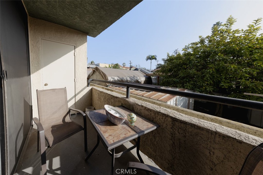 Residential for sale at 1237 E 6th Street 110, Long Beach CA featuring 2 beds and 1 bath