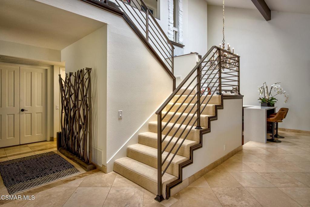 Residential Lease for rent at 3816 Bowsprit Circle, Westlake Village CA featuring 4 beds and 3 baths