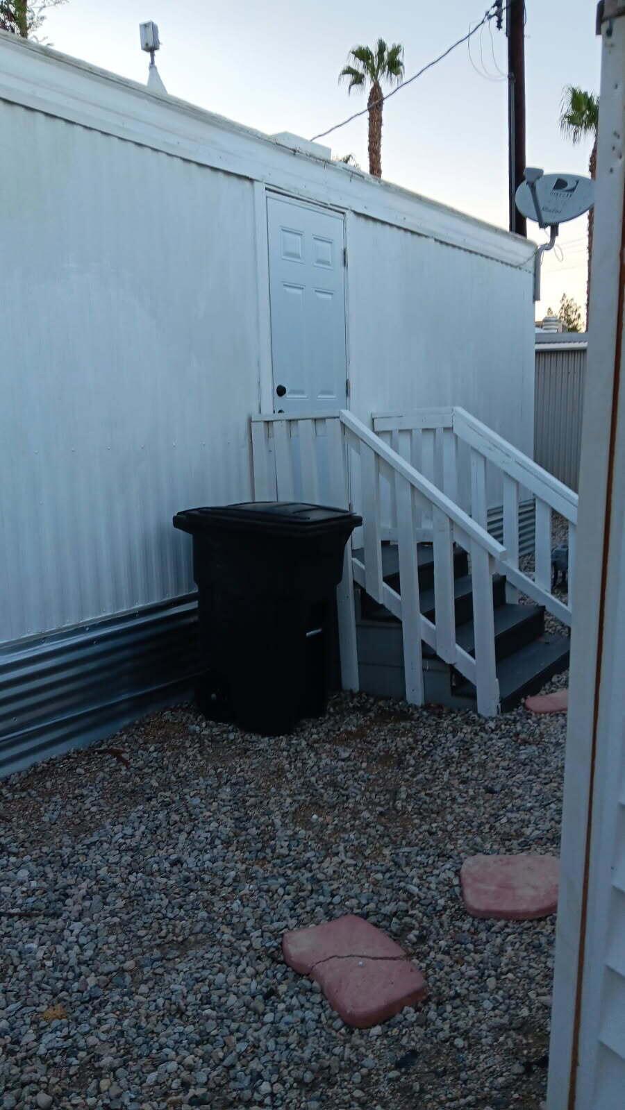 Manufactured In Park for sale at 78 Jupiter Street, Palm Springs CA featuring 1 bed and 1 bath