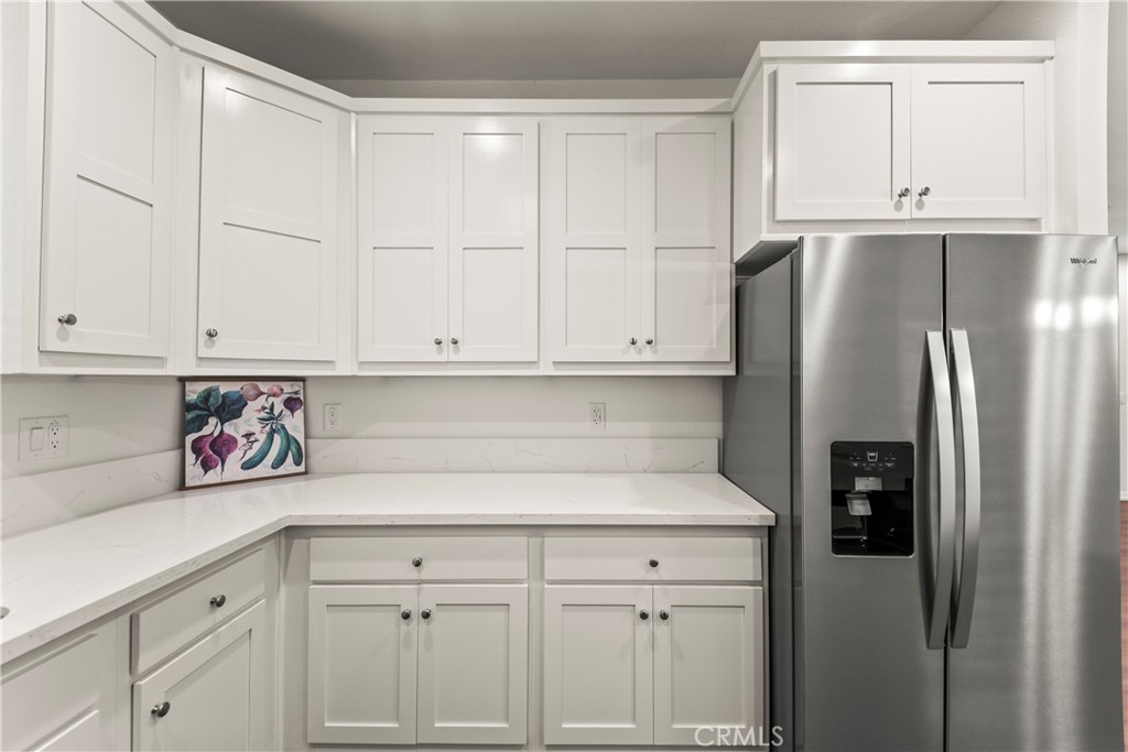 Manufactured In Park for sale at 1020 BRADBOURNE Avenue 81, Duarte CA featuring 2 beds and 2 baths