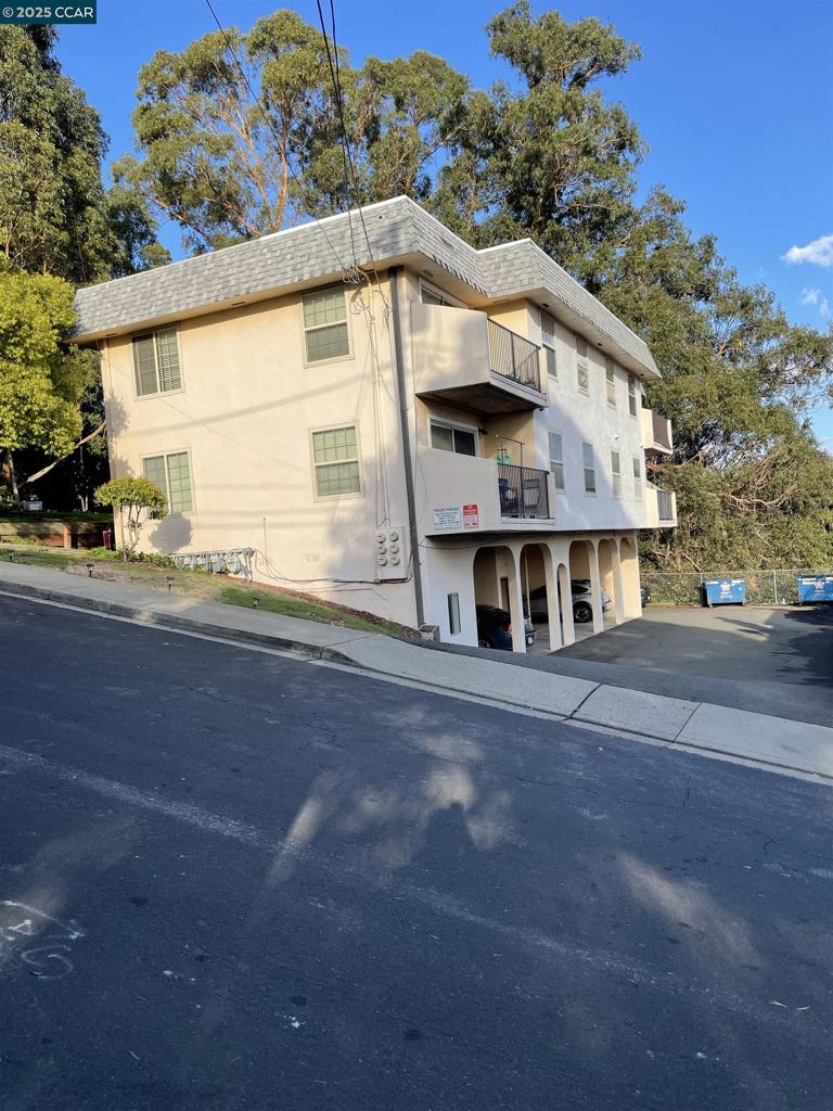 Residential Income for sale at 521 Laurel Ave, Pinole CA