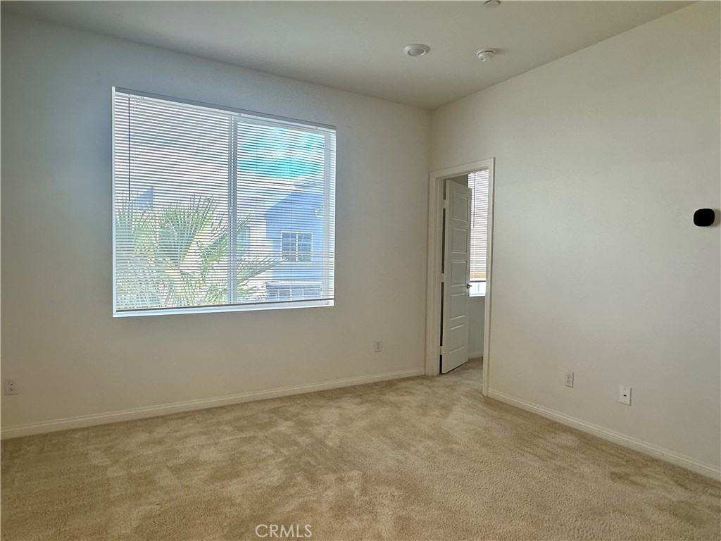 Residential Lease for rent at 231 Steely, Irvine CA featuring 3 beds and 3 baths