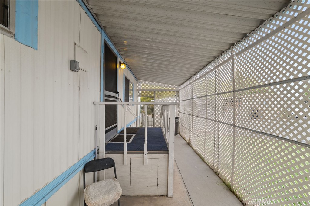 Manufactured In Park for sale at 9241 C Avenue 43, Hesperia CA featuring 2 beds and 1 bath