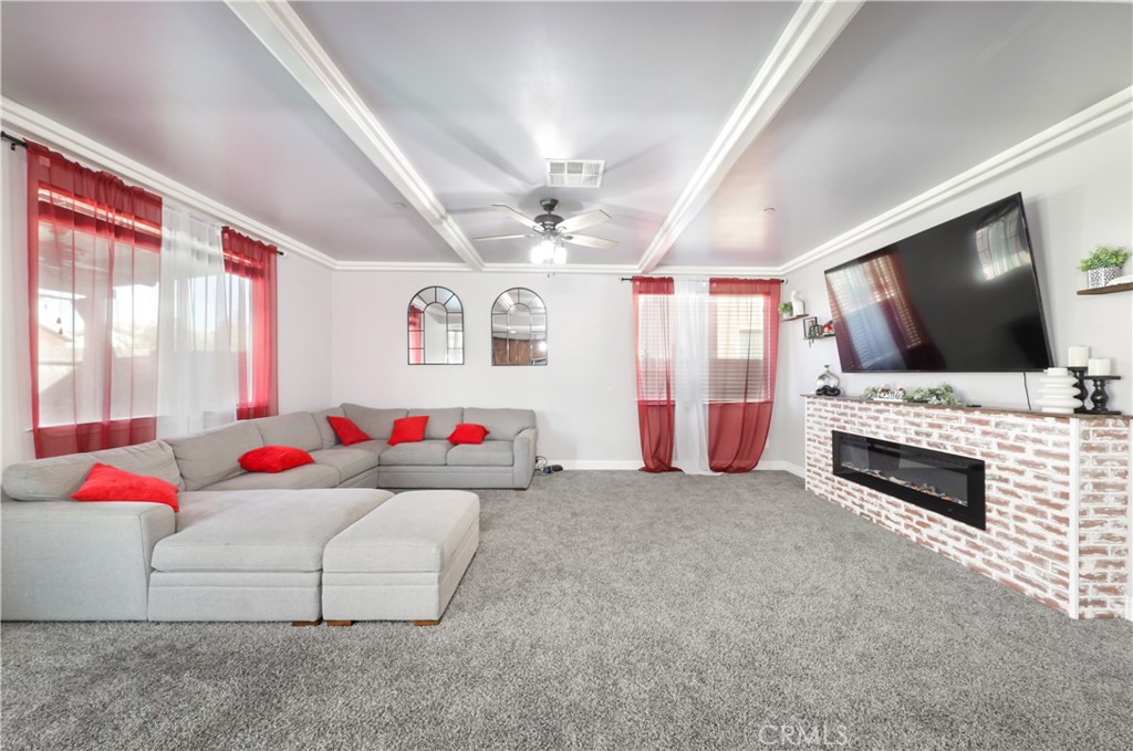 Residential for sale at 5508 Mesto, Bakersfield CA featuring 5 beds and 2 baths