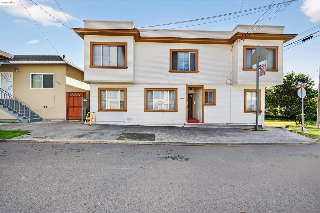 Residential Income for sale at 2701 Grant Street, Berkeley CA