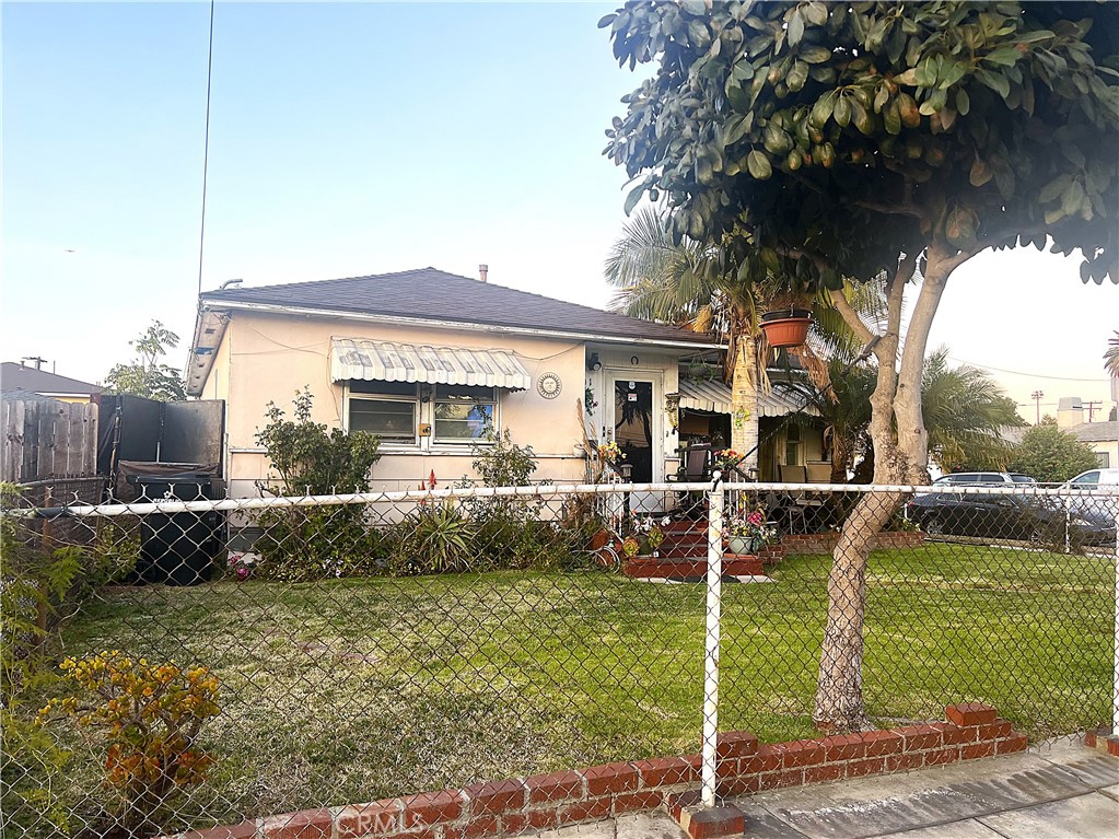 Residential Income for sale at 601 W Elm Avenue, Inglewood CA