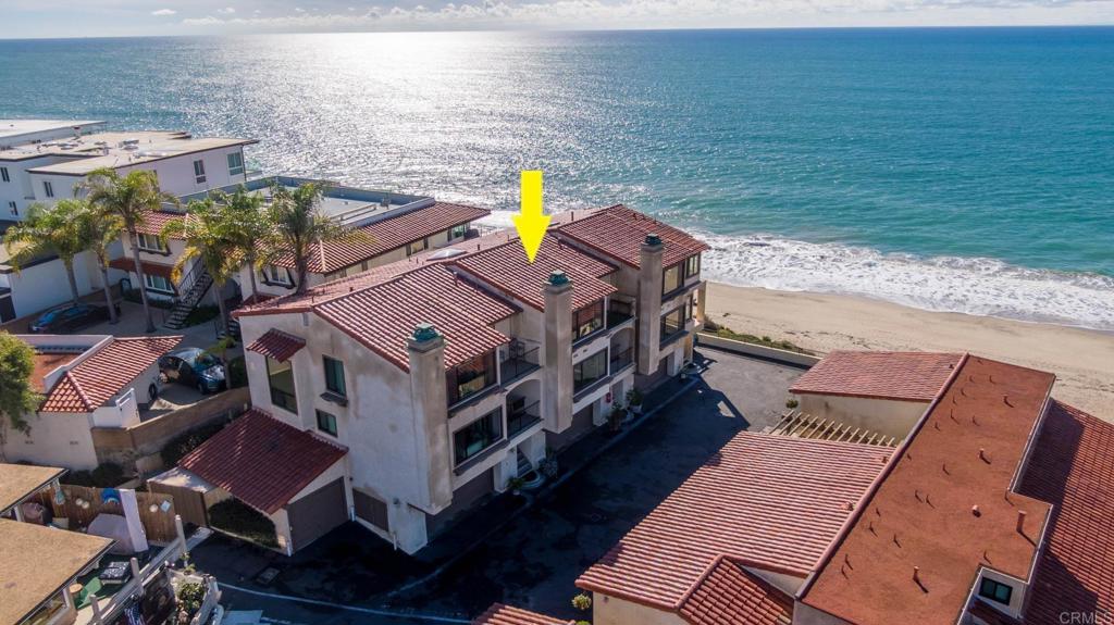 Residential for sale at 268 Avenida Montalvo 2, San Clemente CA featuring 2 beds and 3 baths