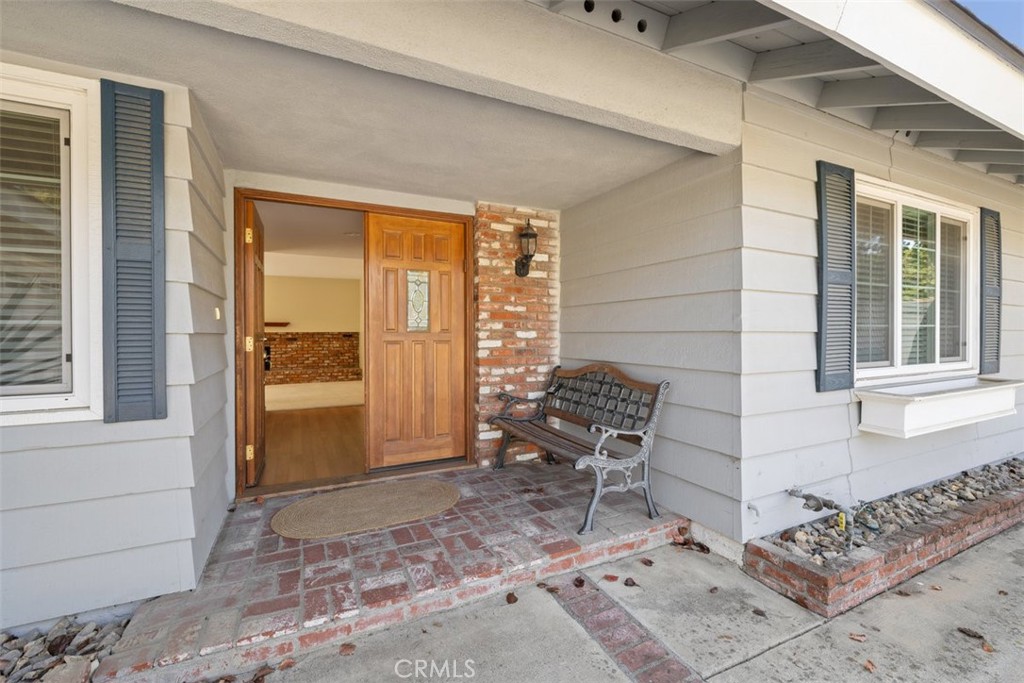 Residential for sale at 190 Lucero Street, Thousand Oaks CA featuring 3 beds and 2 baths