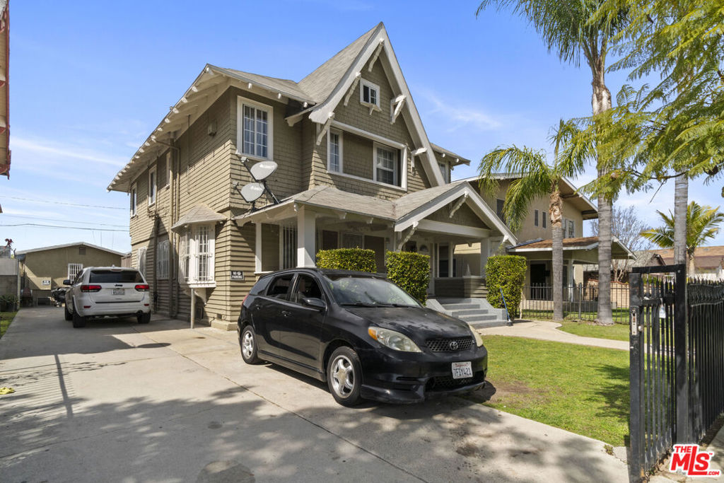 Residential Income for sale at 2939 Brighton Avenue, Los Angeles CA featuring 6 beds and 8 baths