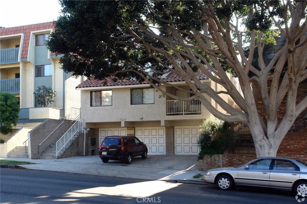 Residential Income for sale at 924 Main Street, El Segundo CA
