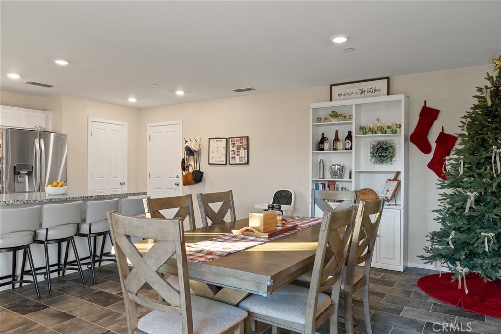 Residential for sale at 67 Magnesio, Oroville CA featuring 3 beds and 2 baths