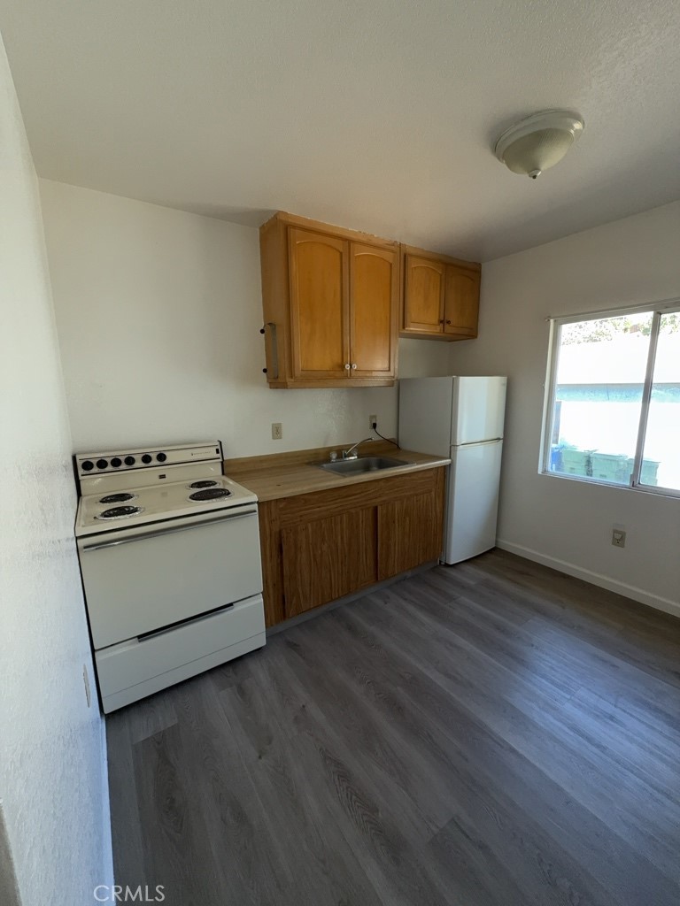 Residential Lease for rent at 13445 Lakeshore Drive 3, Clearlake, Lake County CA