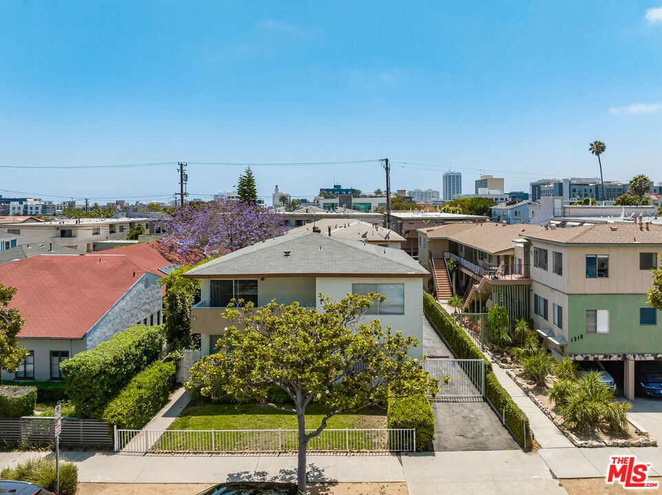 Residential Income for sale at 1314 10th Street, Santa Monica CA featuring 9 beds and 7 baths