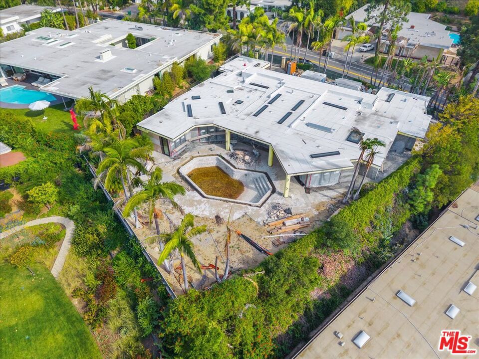 Residential for sale at 1855 Loma Vista Drive, Beverly Hills CA featuring 5 beds and 7 baths