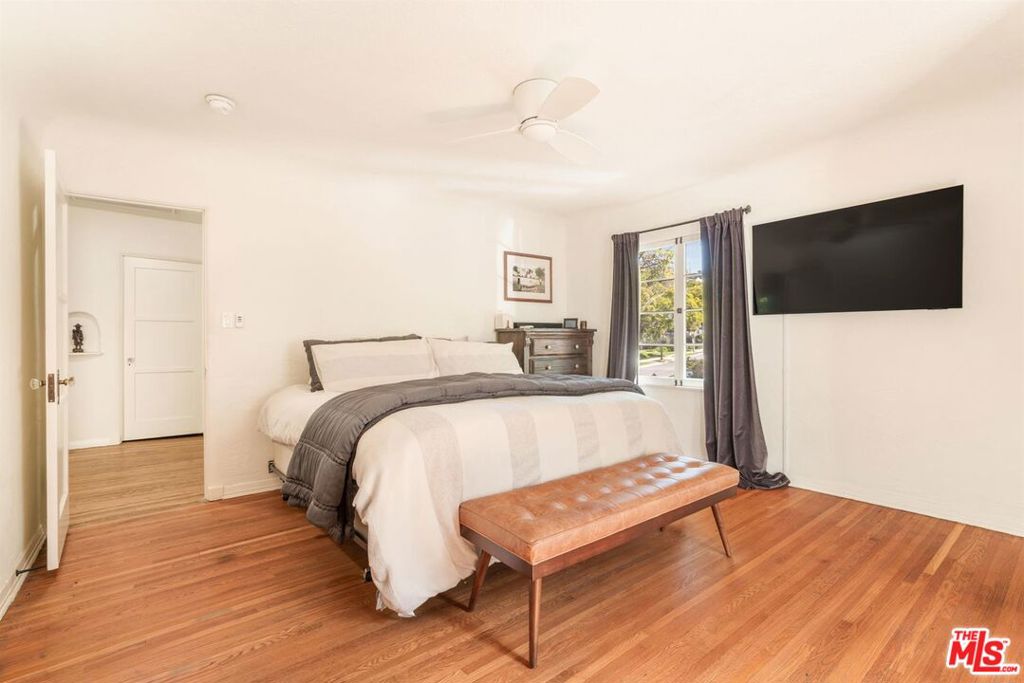 Residential Income for sale at 3359 Primera Drive, Los Angeles CA featuring 6 beds and 4 baths