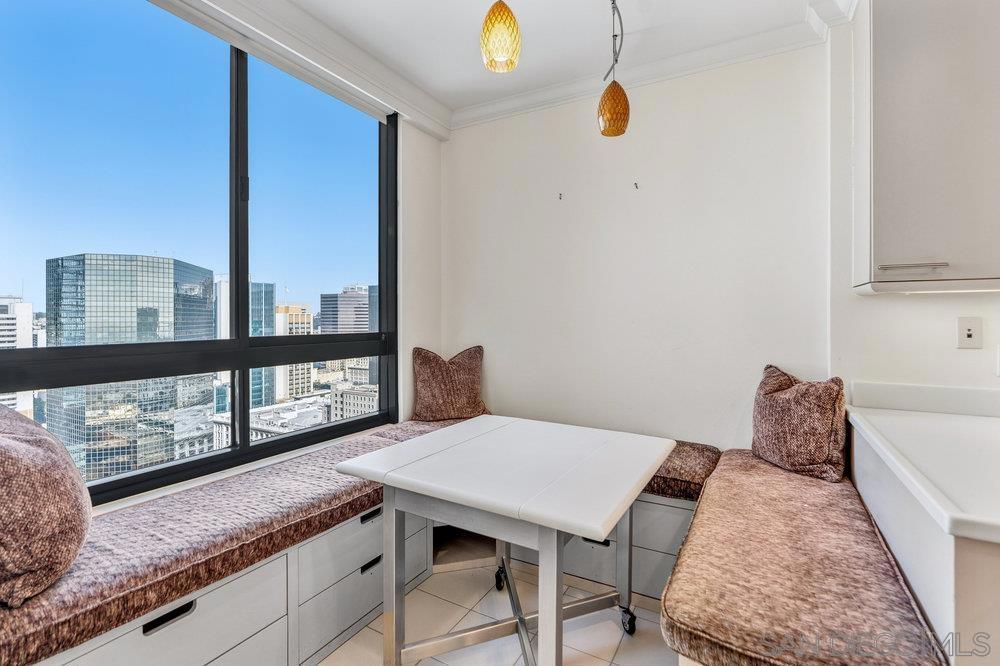 Residential for sale at 700 Front St 2105, San Diego CA featuring 1 bed and 2 baths