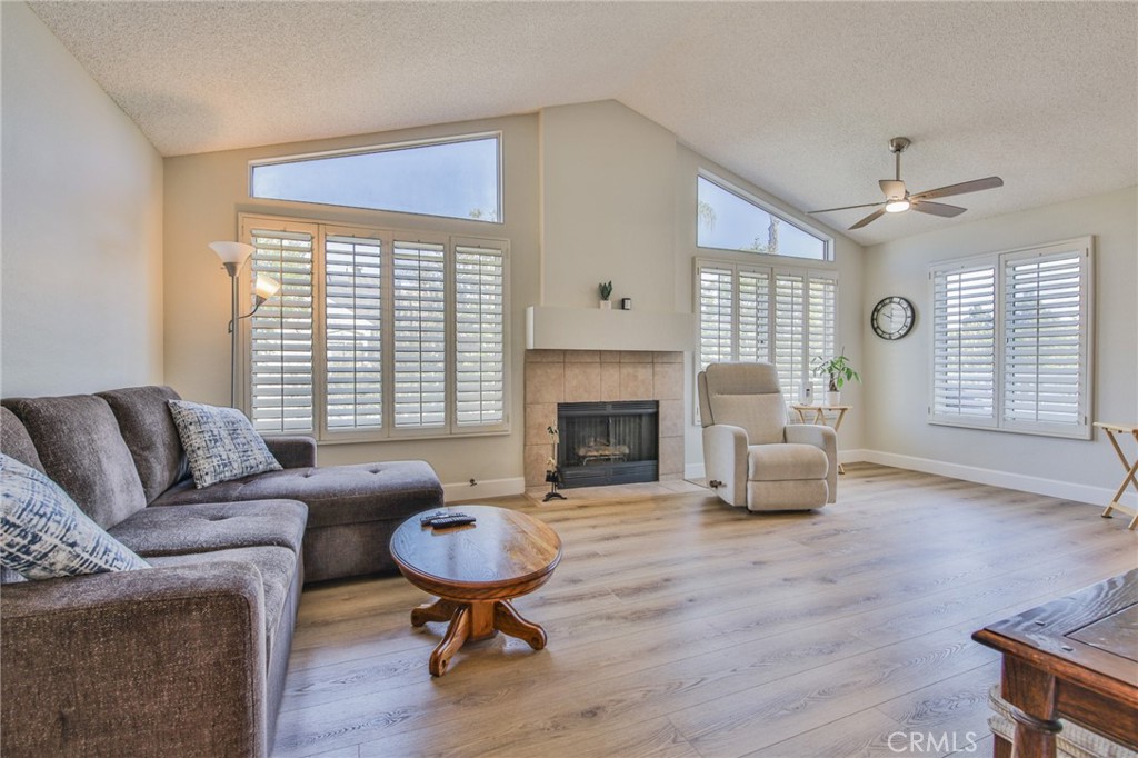 Residential for sale at 40 Rainwood, Aliso Viejo CA featuring 2 beds and 1 bath