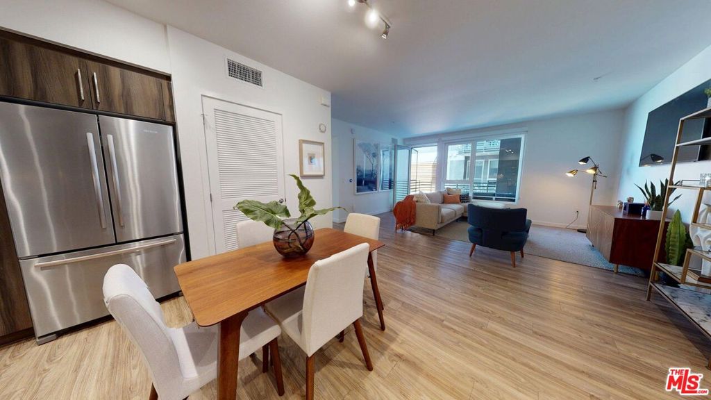 Residential Lease for rent at 3425 W OLIVE Avenue 347, Burbank CA featuring 3 beds and 2 baths