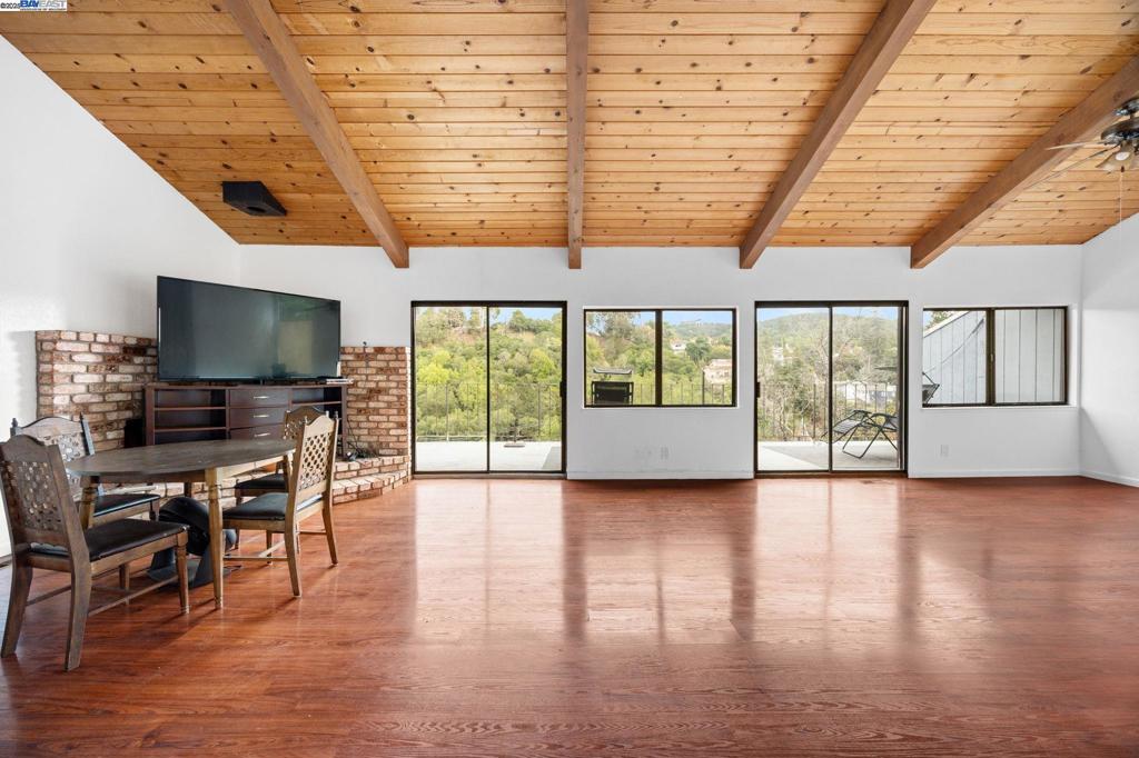 Residential for sale at 3660 Oak Knoll Blvd, Oakland CA featuring 4 beds and 3 baths