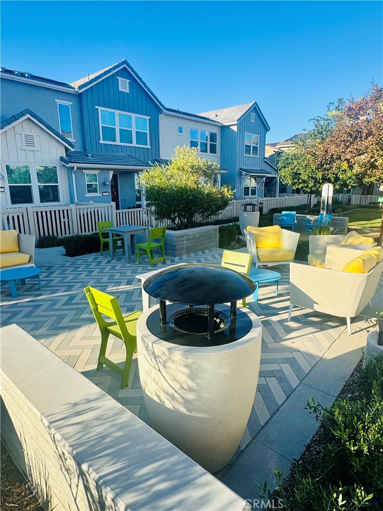 Residential Lease for rent at 3972 Lavine 110, Corona CA featuring 3 beds and 3 baths