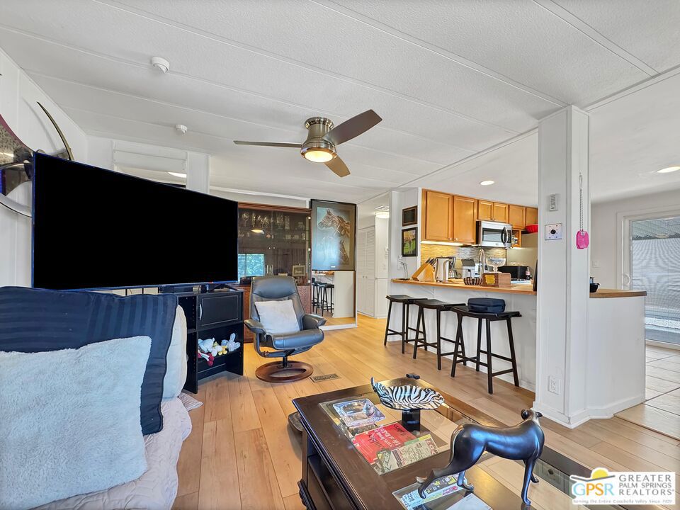 Manufactured In Park for sale at 51555 Monroe Street 22, Indio CA featuring 2 beds and 2 baths