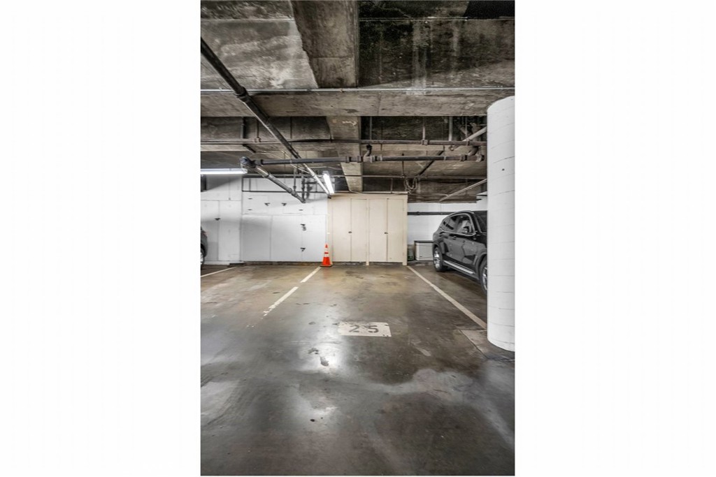 Active for sale at West Hollywood, CA, West Hollywood, CA CA and 1 bath