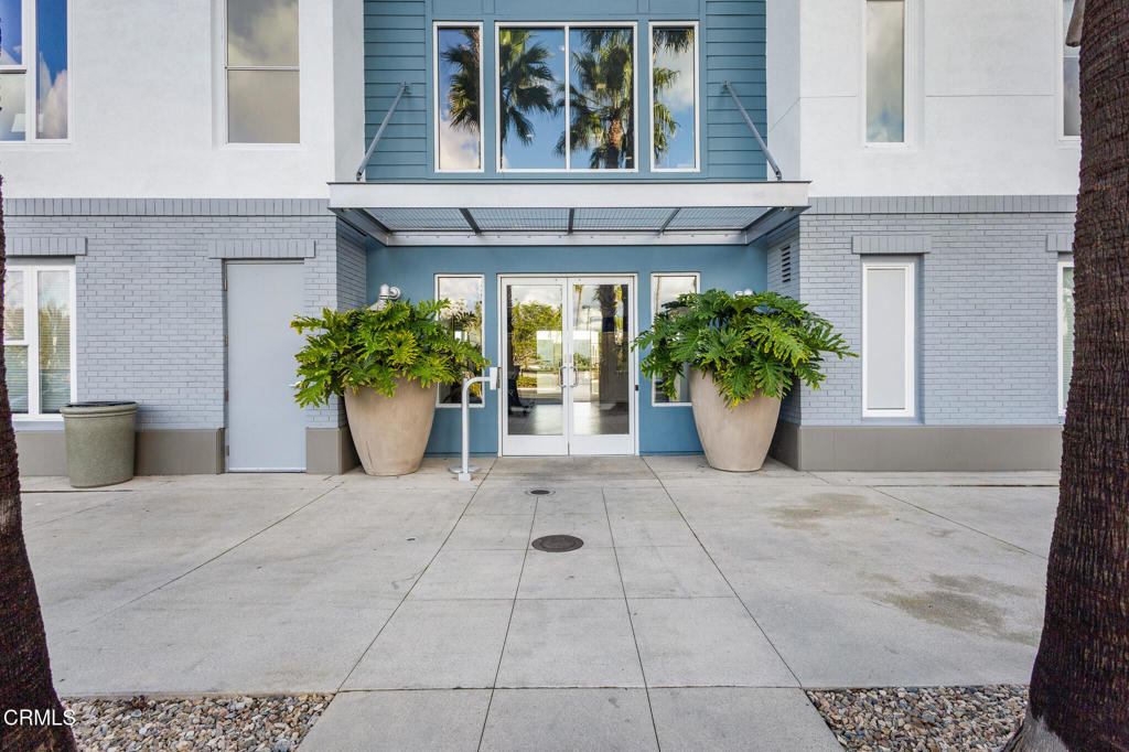 Residential for sale at 1901 Victoria Avenue 204, Oxnard CA featuring 2 beds and 2 baths