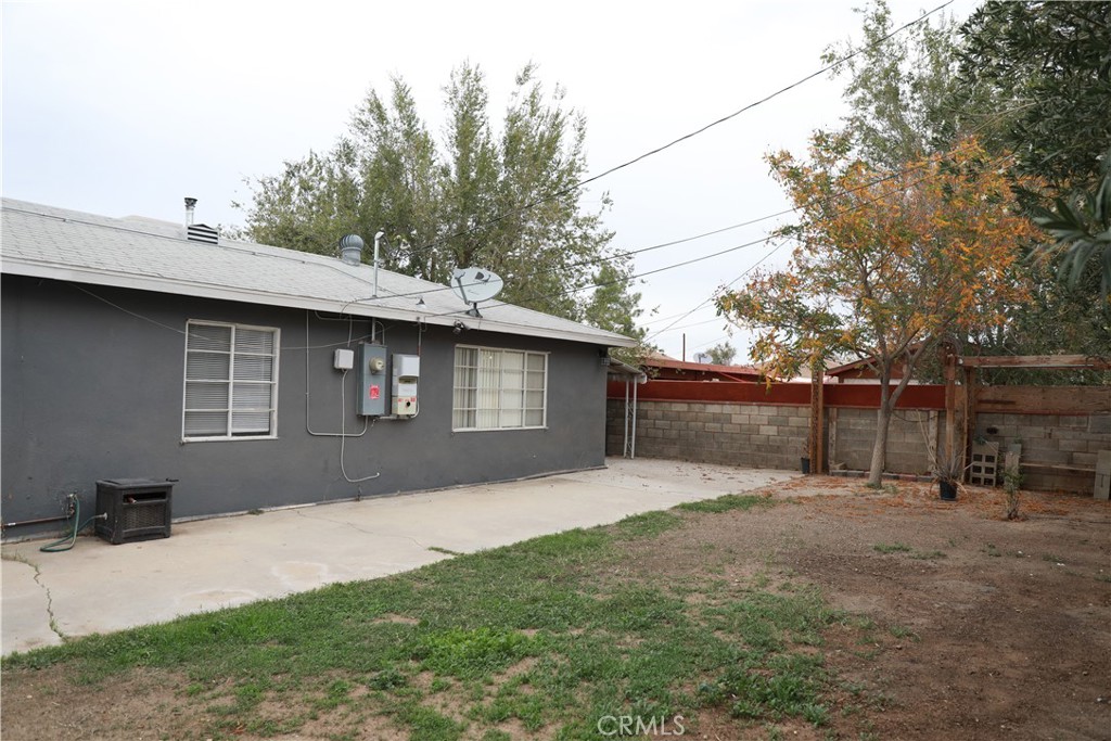 Residential Lease for rent at 38626 Frontier Avenue, Palmdale CA featuring 3 beds and 2 baths