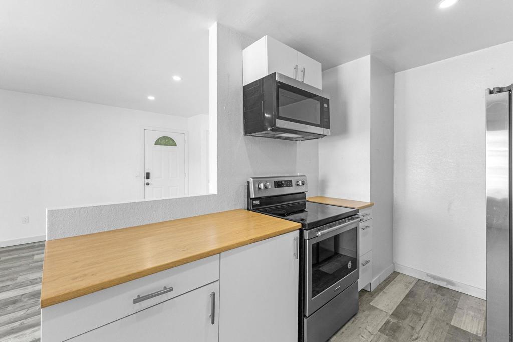 Residential for sale at 1641 Pentecost Way 10, San Diego CA featuring 1 bed and 1 bath