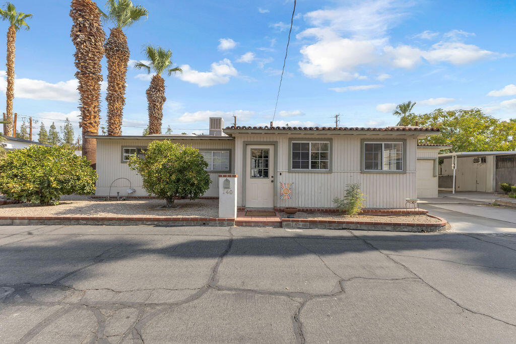 Manufactured In Park for sale at 140 Jupiter Street, Palm Springs CA featuring 3 beds and 1 bath