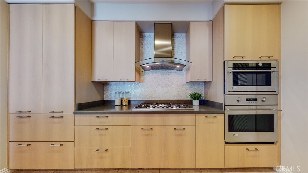 Active for sale at Glendale, CA, Glendale, CA CA and 3 baths