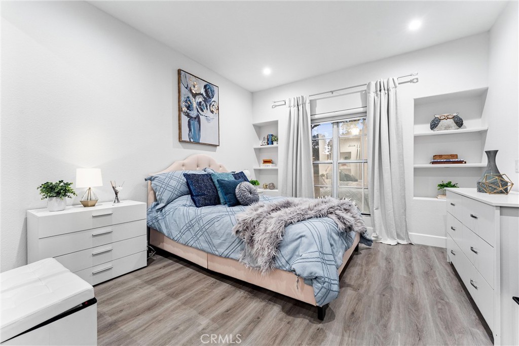 Residential for sale at 39 Via Ermitas, Rancho Santa Margarita CA featuring 2 beds and 2 baths