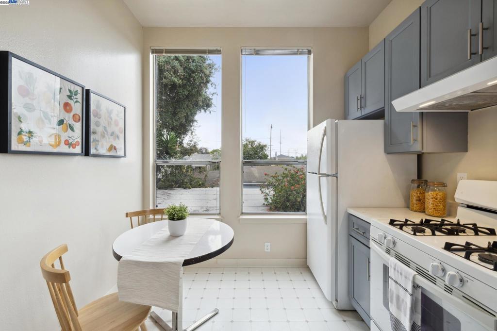 Residential Income for sale at 1820 3rd St, Alameda CA