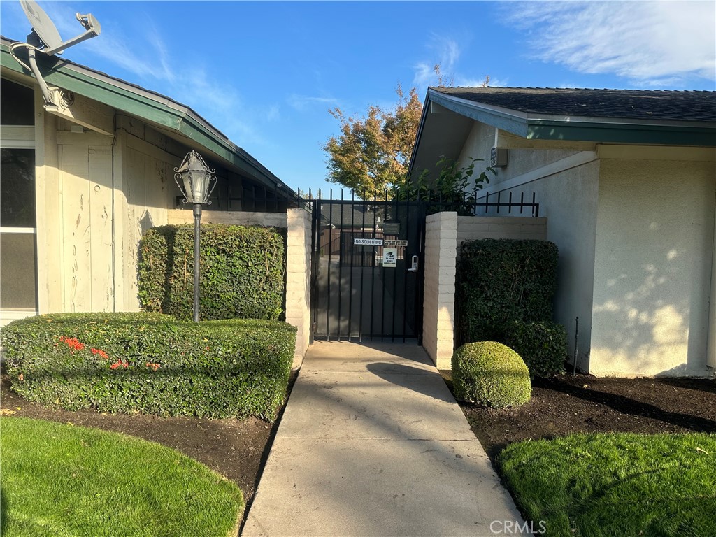 Residential for sale at 198 W Barstow, Fresno CA featuring 2 beds and 2 baths