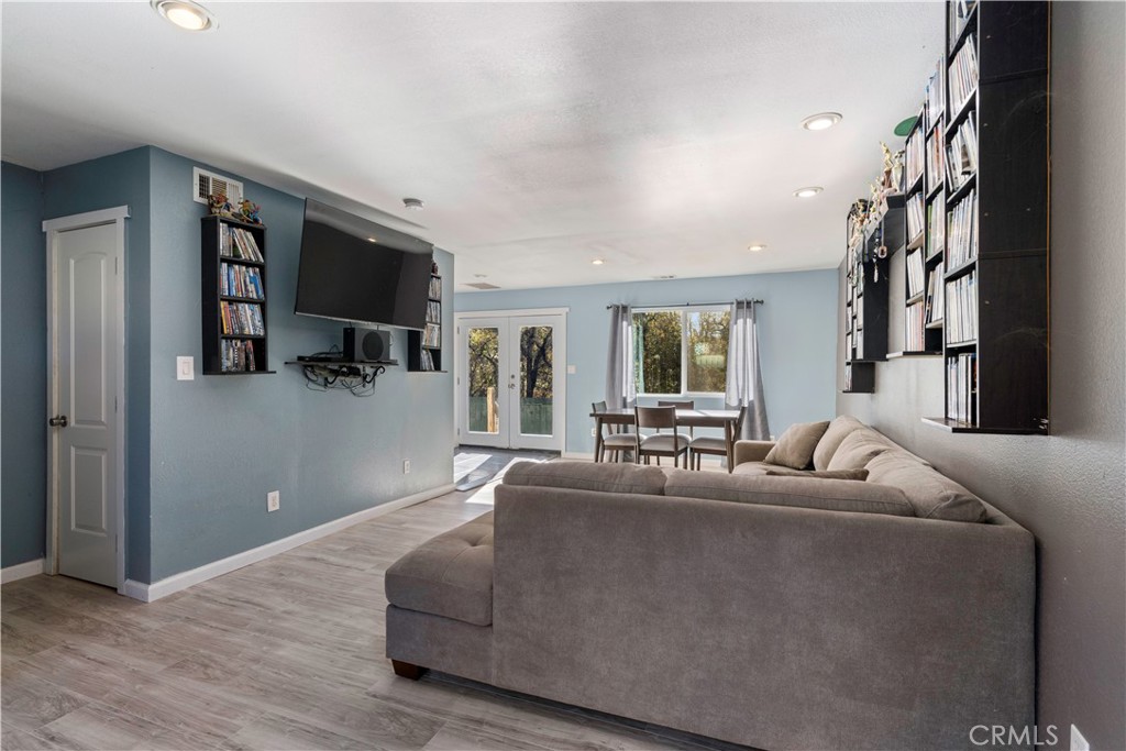 Residential for sale at 16055 29th, Clearlake CA featuring 3 beds and 3 baths