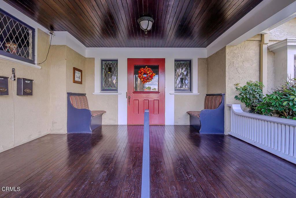 Residential for sale at 397 S El Molino Avenue 2, Pasadena CA featuring 3 beds and 4 baths