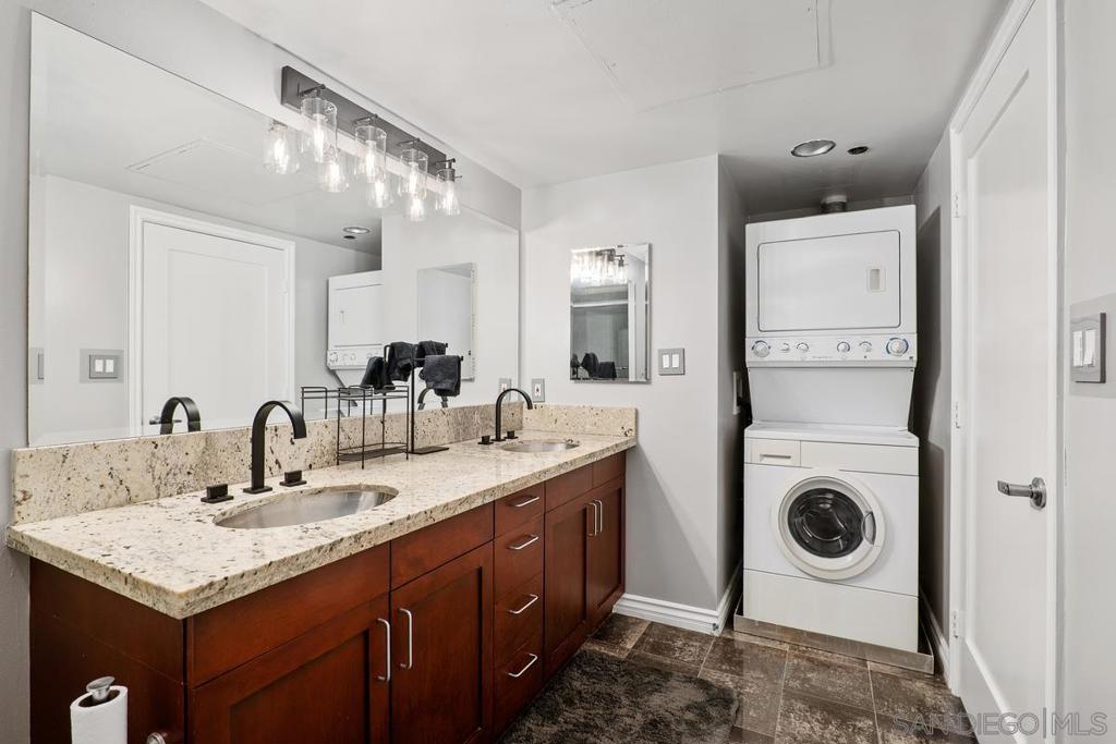 Residential Lease for rent at 550 15th St 601, San Diego CA featuring 1 bed and 1 bath