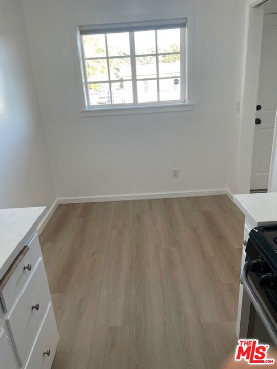 Residential Lease for rent at 22852 Pacific Coast Highway F, Malibu CA featuring 1 bed and 1 bath