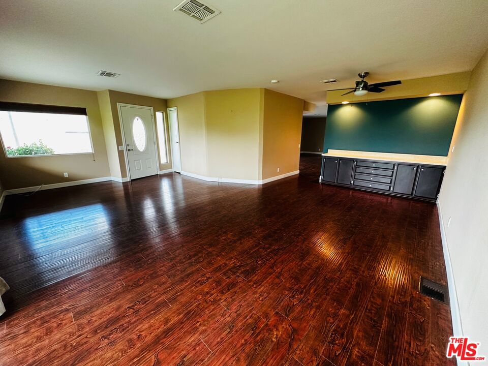 Manufactured In Park for sale at 385 Avenida Andorra, Cathedral City CA featuring 2 beds and 2 baths