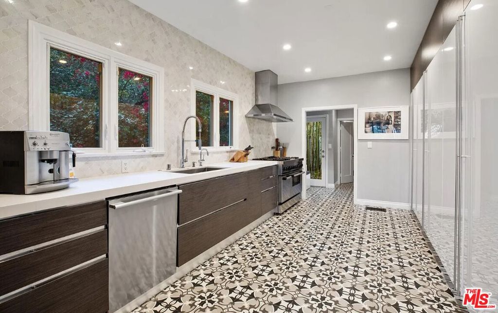 Residential Lease for rent at 1514 Sunset Plaza Drive, Los Angeles CA featuring 4 beds and 4 baths