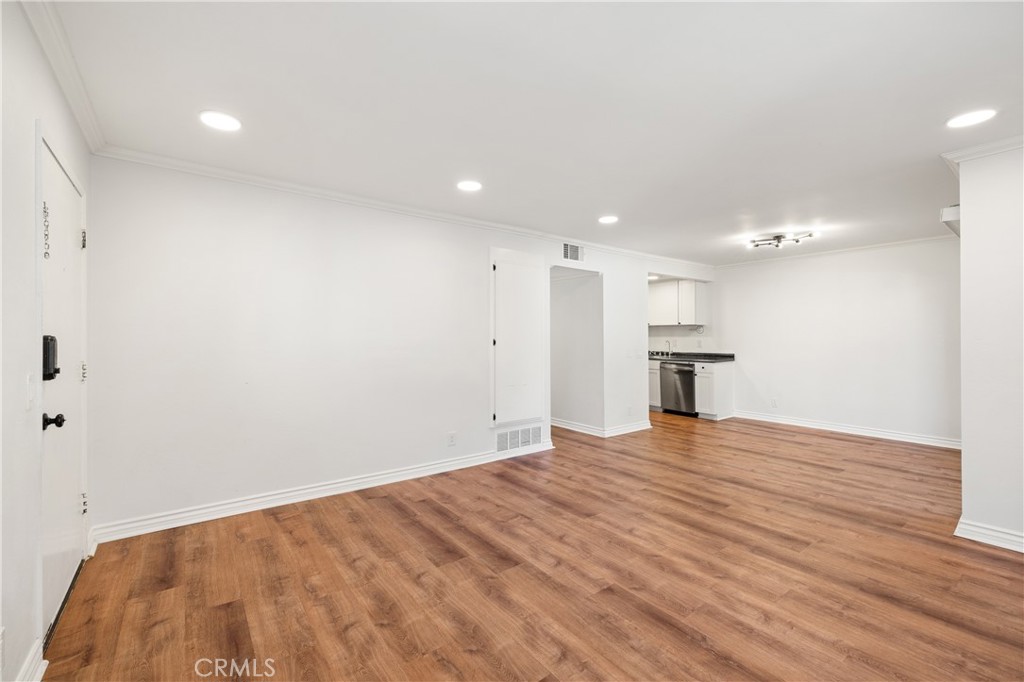 Residential for sale at 1346 E Hillcrest Drive 49, Thousand Oaks CA featuring 2 beds and 2 baths