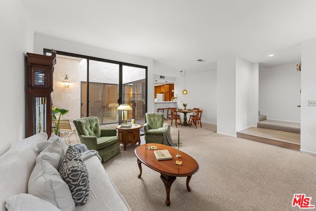 Residential for sale at 1119 23rd Street 7, Santa Monica CA featuring 3 beds and 3 baths