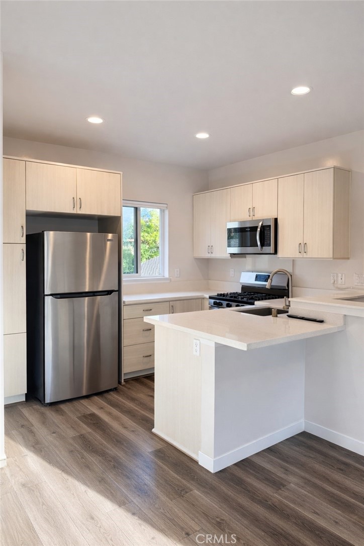 Residential Lease for rent at 92 Old Mission Drive, Solvang CA featuring 1 bed and 2 baths