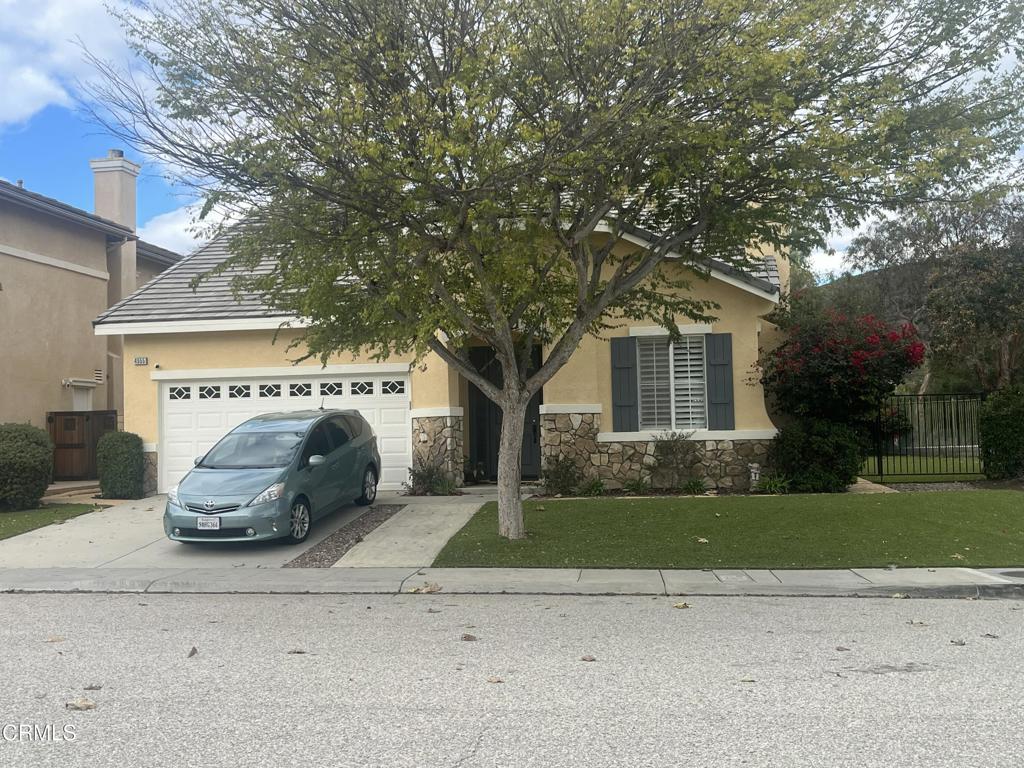 Residential Lease for rent at 4555 Calle Norte, Thousand Oaks CA featuring 2 beds and 2 baths