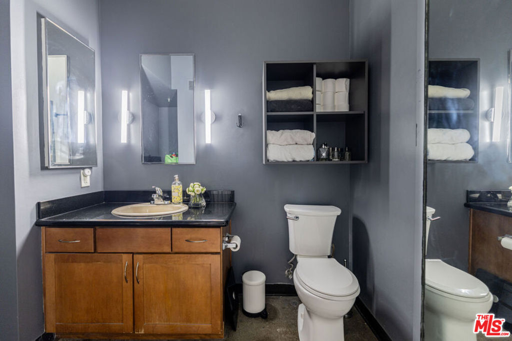 Residential for sale at 420 S San Pedro Street 231, Los Angeles CA and 1 bath