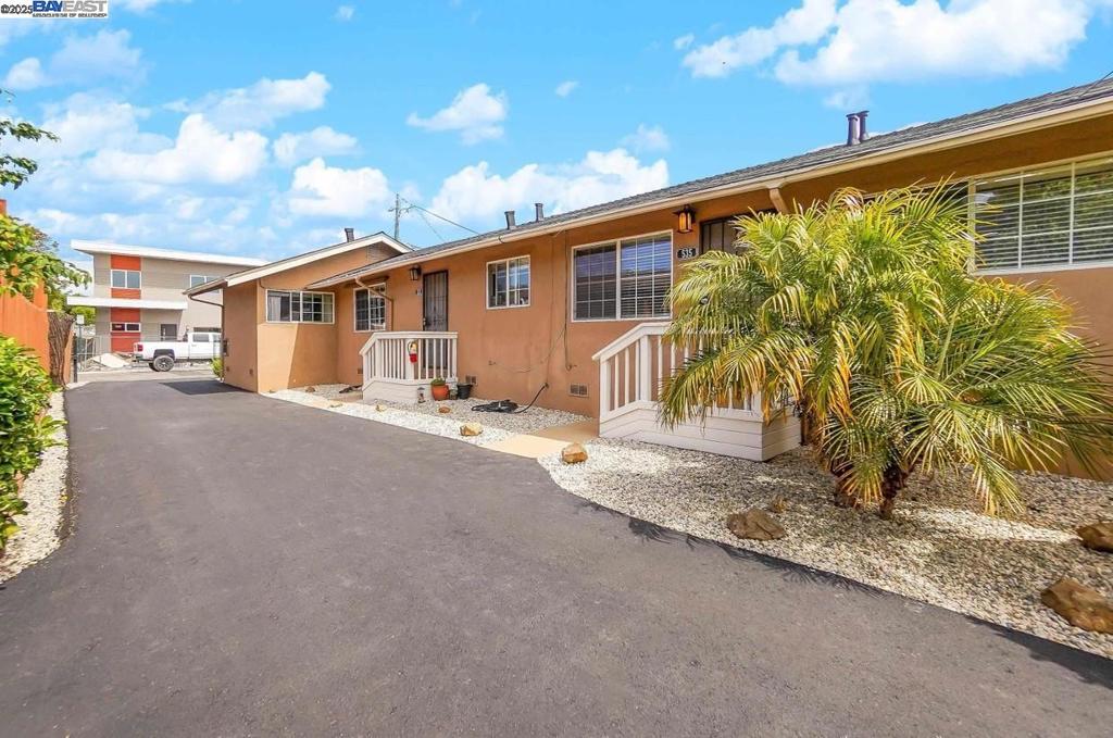 Residential Income for sale at 537 Dean St, Hayward CA