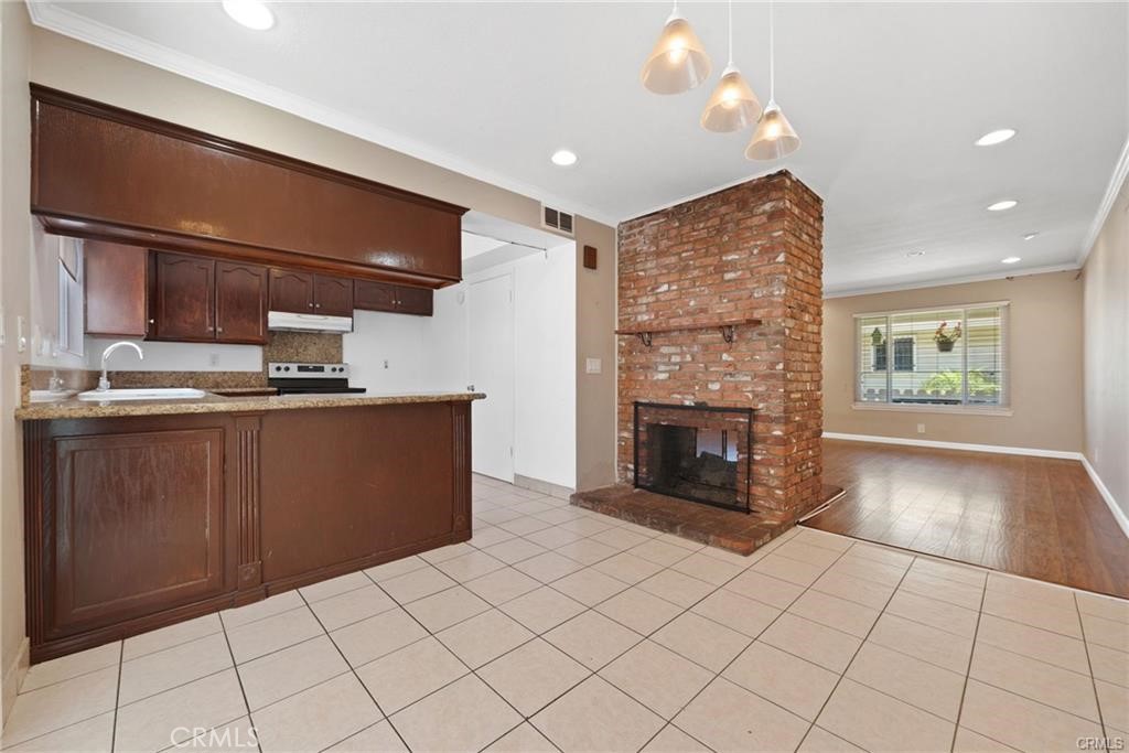 Residential Lease for rent at 11943 Verbena Court, Fountain Valley CA featuring 3 beds and 2 baths