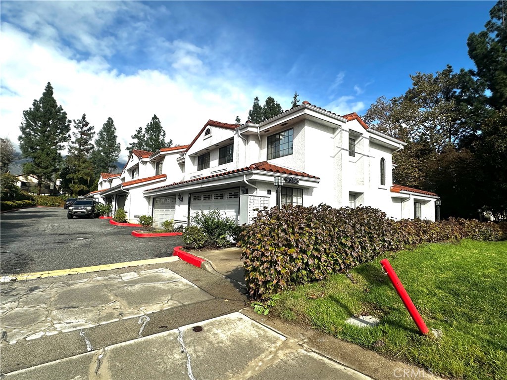 Residential Lease for rent at 9356 19th Street D, Rancho Cucamonga CA featuring 3 beds and 3 baths