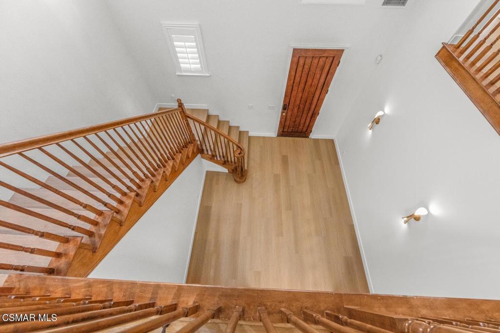 Residential Lease for rent at 4980 Via Santana, Newbury Park CA featuring 5 beds and 4 baths