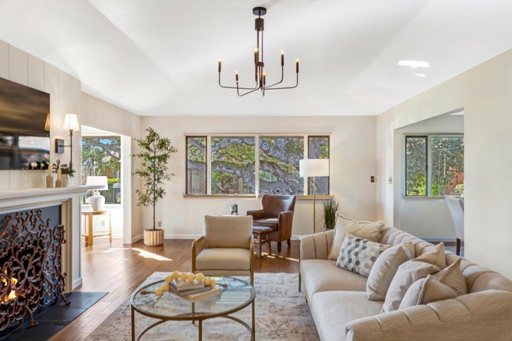 Residential for sale at 223 Del Mesa Carmel, Carmel Valley CA featuring 2 beds and 2 baths